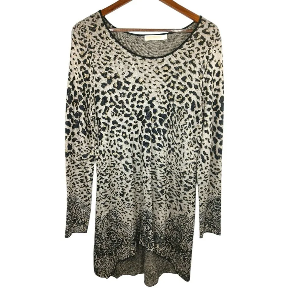Christina Leopard print sweater with gold accents Size Large‎